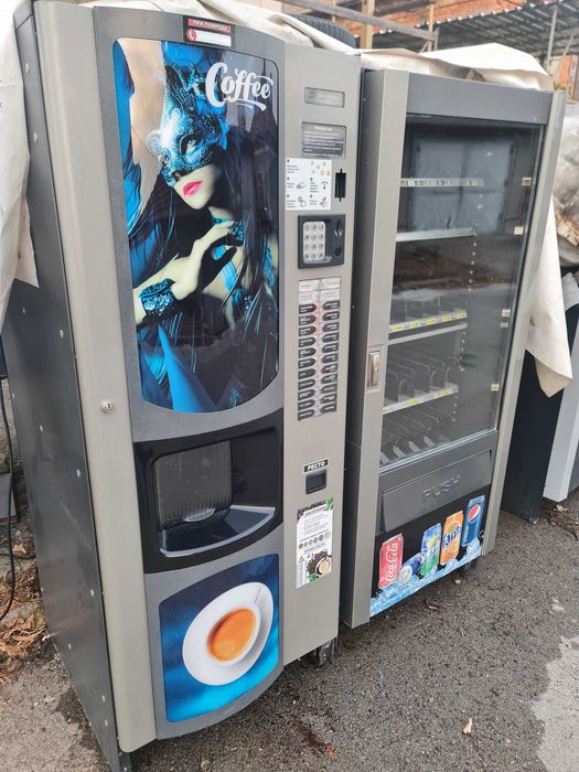Комплект кафе автомати и хладилна витрина,вендинг,хладилен автомат.