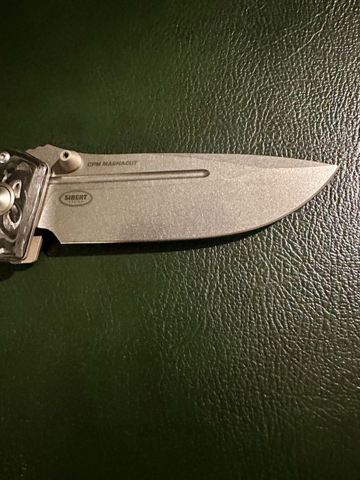 Bechmade Mini Adamas Marbled Carbon Fiber DROP-POINT