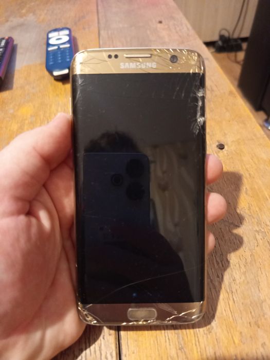 Samsung galaxy s9 plus , s7 edge