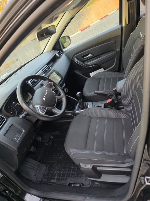 Dacia Duster Full Benzina + GPL din fabrica 100 CP Proprietar
