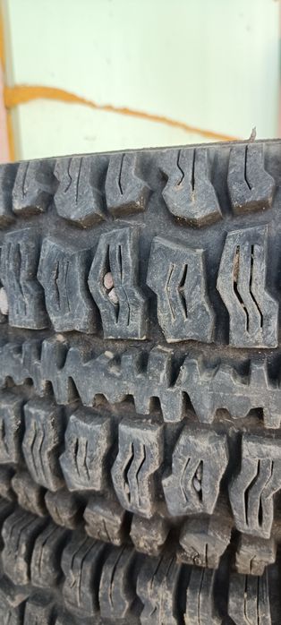 Шины с дисками Nortec 205/70R16 на Ниву