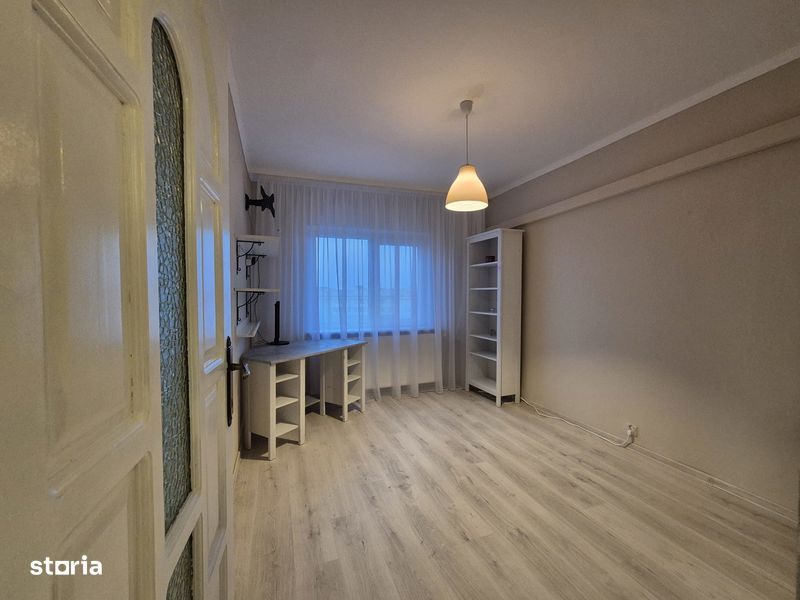 Vânzare apartament 3 camere, 70mp, decomandat, TÂRGU JIU — fotografia 1