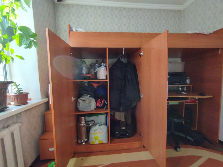 Продам кровать+шкаф