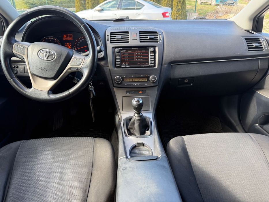 Toyota Avensis 2.0 126 к.с.