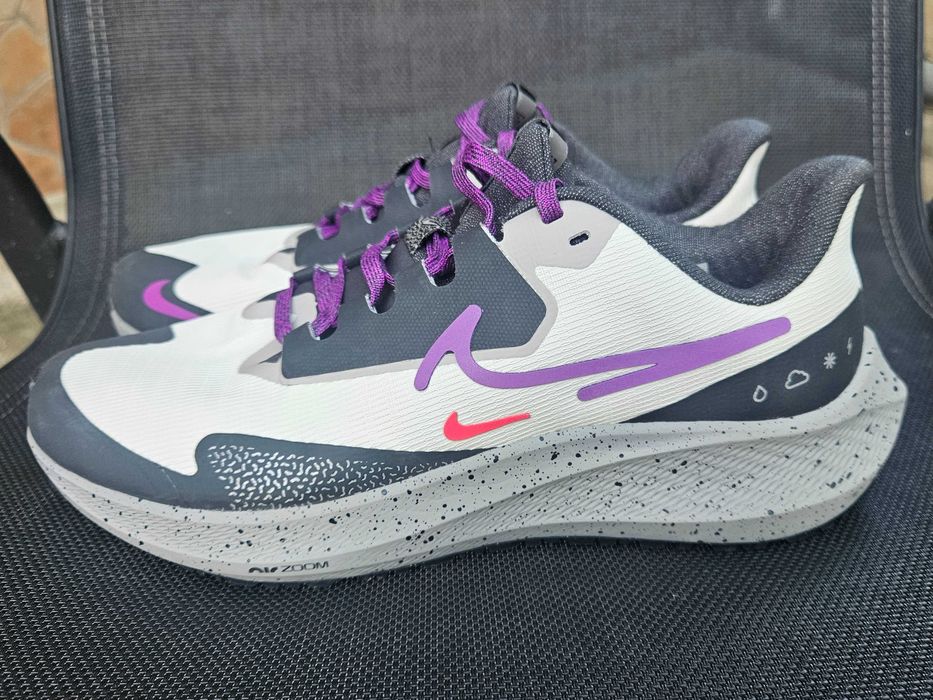Оригинални маратонки Nike
