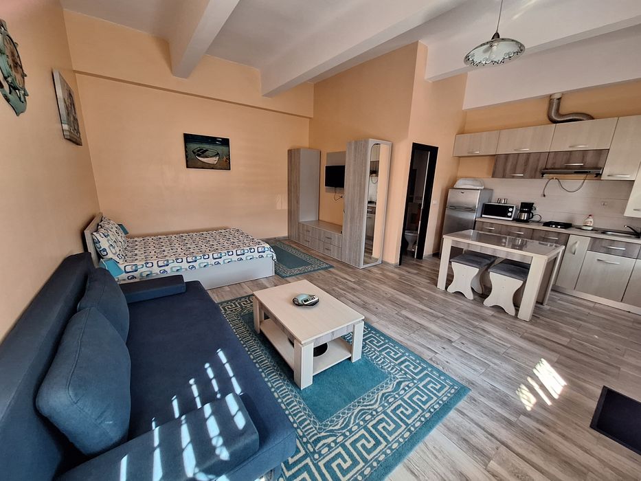 Studio Modern 32mp Saturn