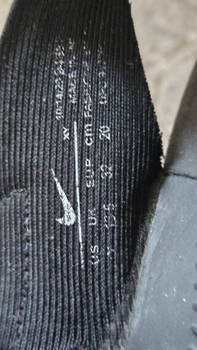 Сандалии Nike на мальчика 32 р.