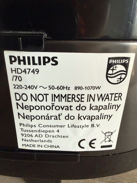 Multicooker Philips HD4749/70, 1070 W, 5 L, functie Slow-Cooker, 22 Programe automate, Negru