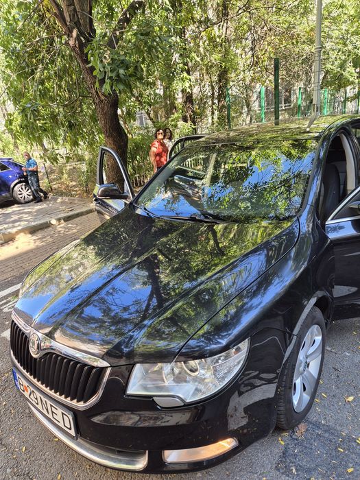 SKODA Superb 2011 — imagine 2