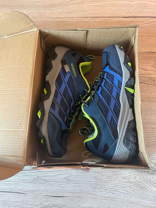 Детски спортни обувки Merrell, 33 номер