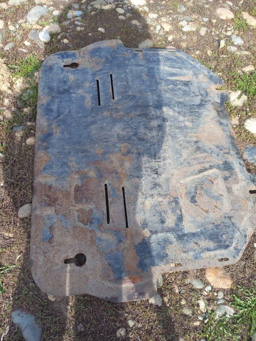 Продам защита двигателя!