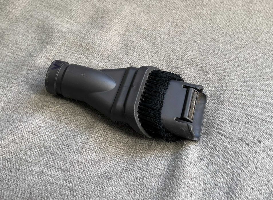 Perie cu functie dubla pentru Dyson V6 originala
