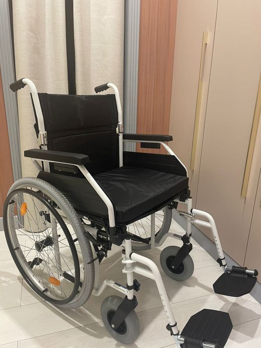 Инвалидное кресло