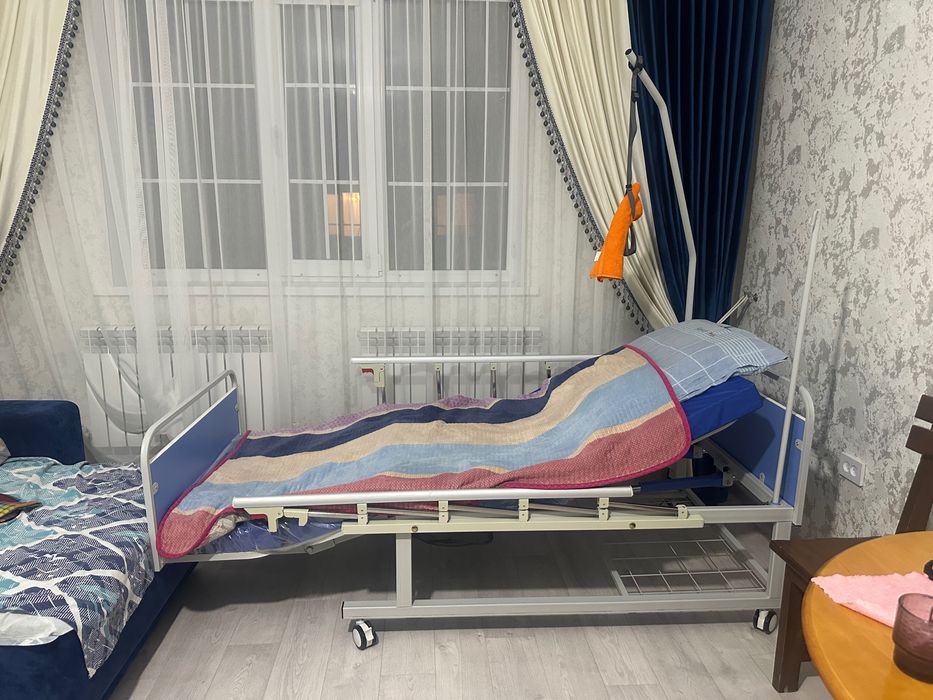 Медицинская кровать