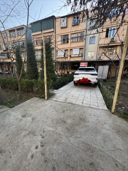 Квартира 5 ти комнатня квртира