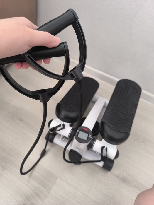 Продам новый степпер,скидки нет ! Цена окончательная!