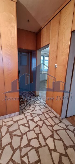 Продава се Тристаен апартамент в Шумен, Болницата - 100 кв.м за 915 €/кв.м - Снимка #11