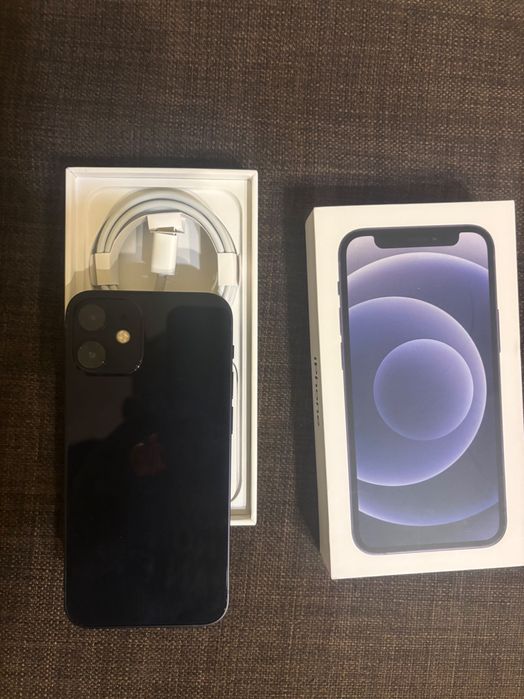 Айфон 12мини черен