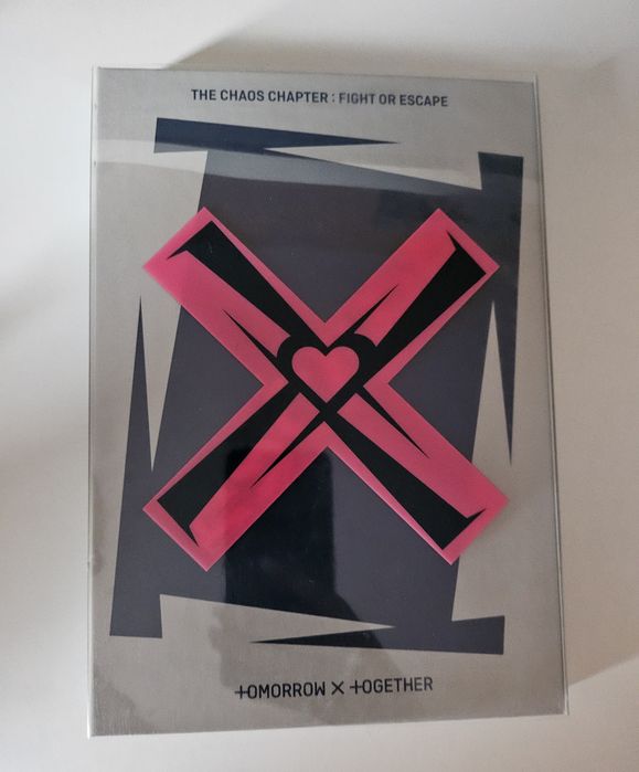Txt - The Chaos Chapter: Fight or Escape ver. Escape