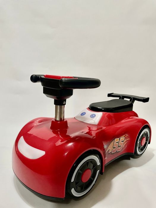 Каталка McQueen красный