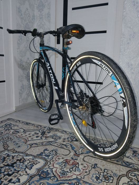 Велик ALTON 28 гончик сотилади.