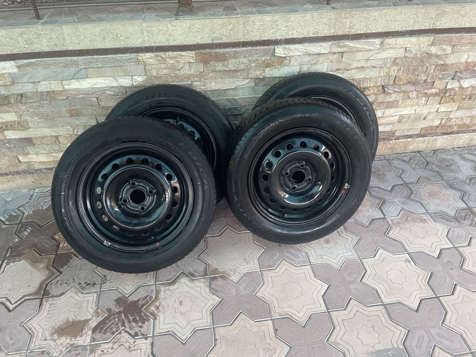 Поодается баллон  Debica Navigator в сборе 195*60 R15