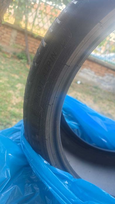 Зимни гуми 4x Michelin pilot alpin 5 275/35/21