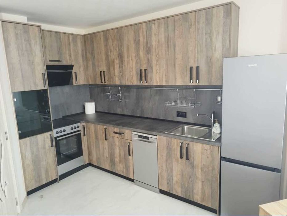 Дава се под наем Двустаен апартамент в София, Дружба 2 - 70 кв.м за 663 € - Снимка #2