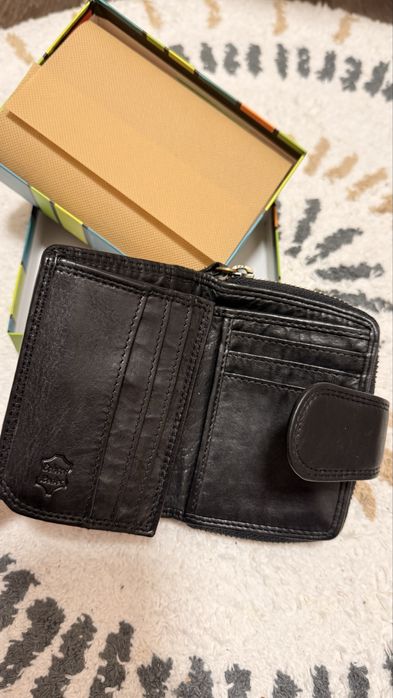 Дамско портмоне Old River  естествена кожа