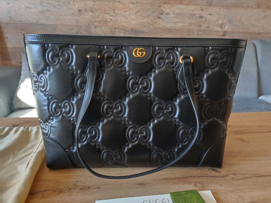 Gucci нова чанта