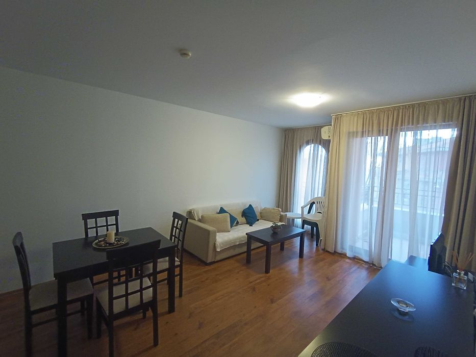 Двустаен апартамент под наем на брега на морето ,Ахелой от собственика