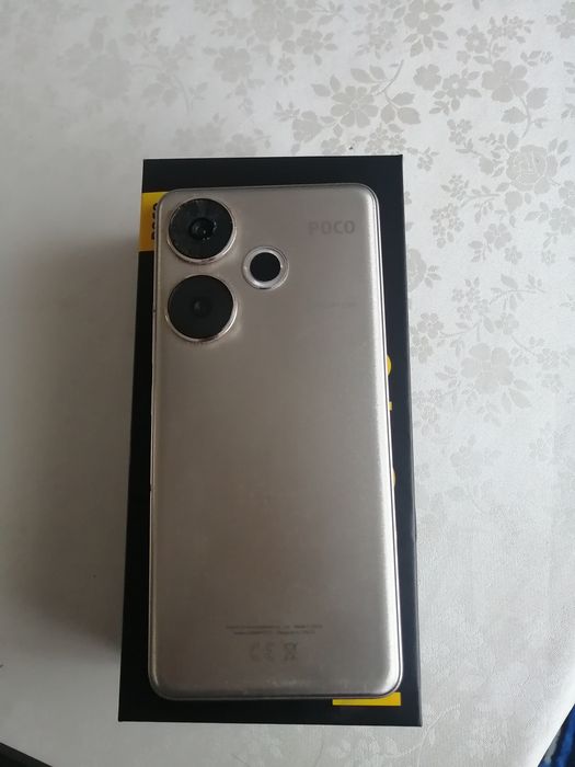Poco f6 озу 16GB память 512GB