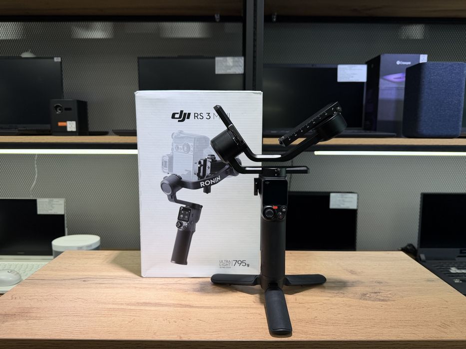 Электронный стабилизатор DJI RS 3 Mini, состояние отличное, 1893/А10