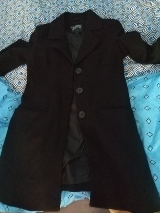 Палто запазено обличано 2 пъти