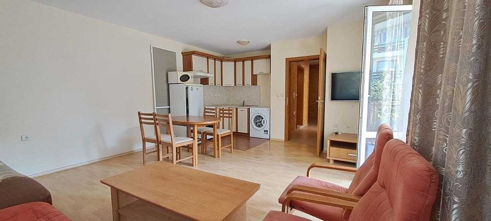 Продава се Двустаен апартамент в Свети Влас - 75 кв.м за 1200 €/кв.м - Снимка #1