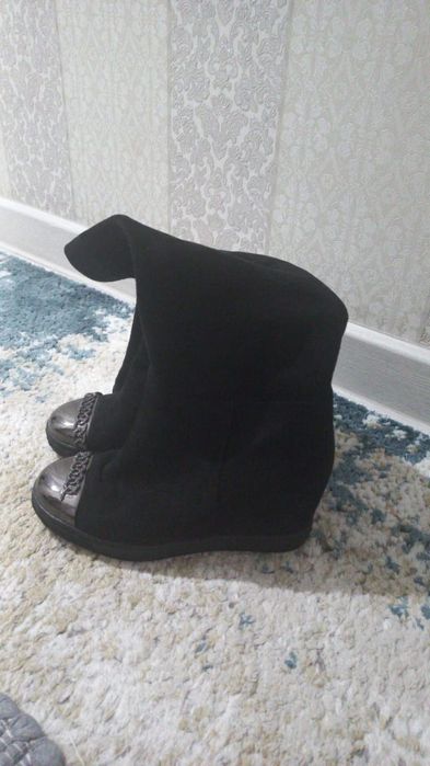 Весенние сапоги теплые