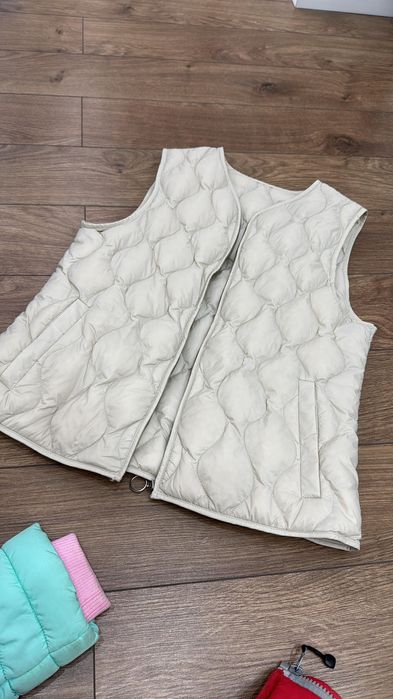 Продам детские куртки