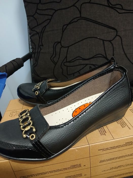 Нови обувки Попън/гръцки/.