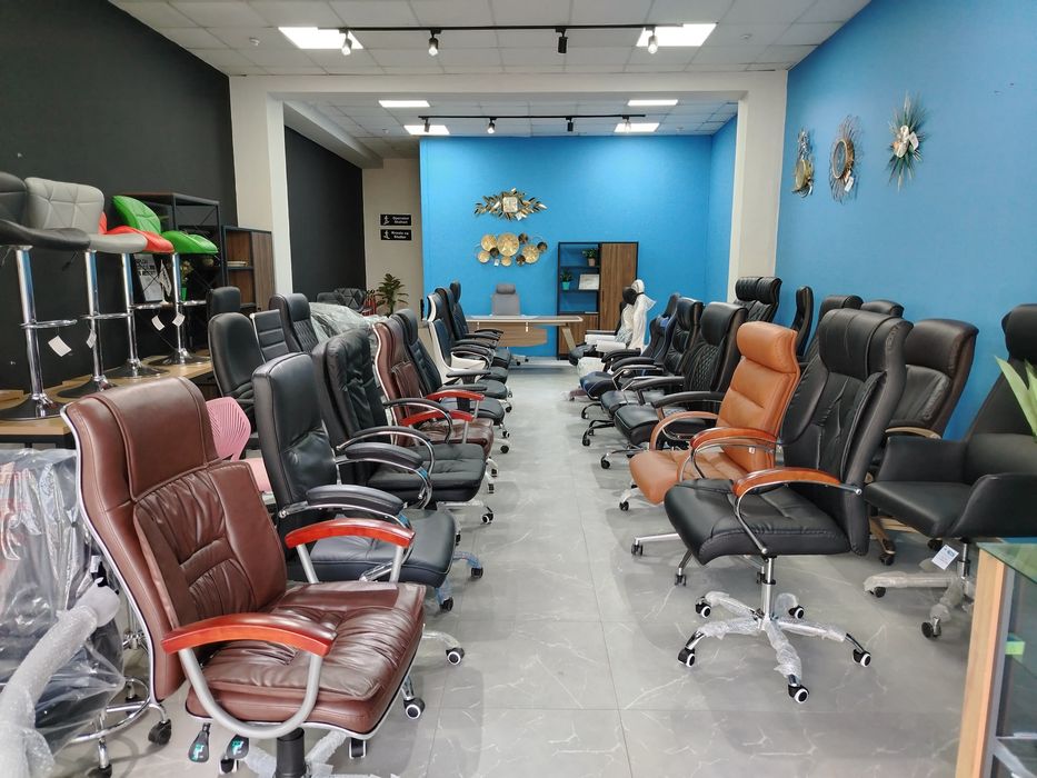 Ofis mebellari, raxbar kursilari, stollari