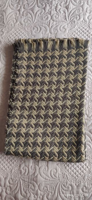 Дамски зимен шал