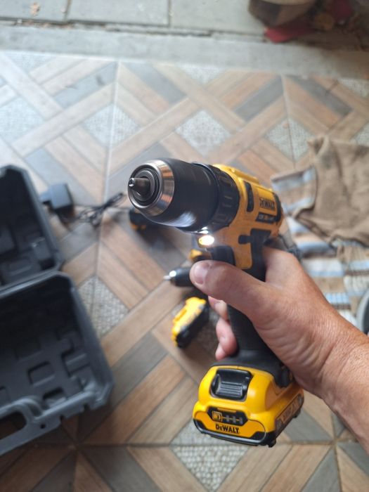 Trei Filetante Dewalt 12 v