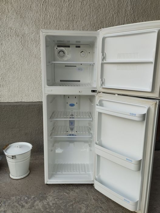 Продаю холодильник LG