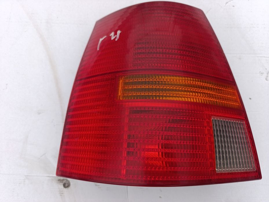 Ляв стоп Фолксваген Голф4 комби / VW Golf4