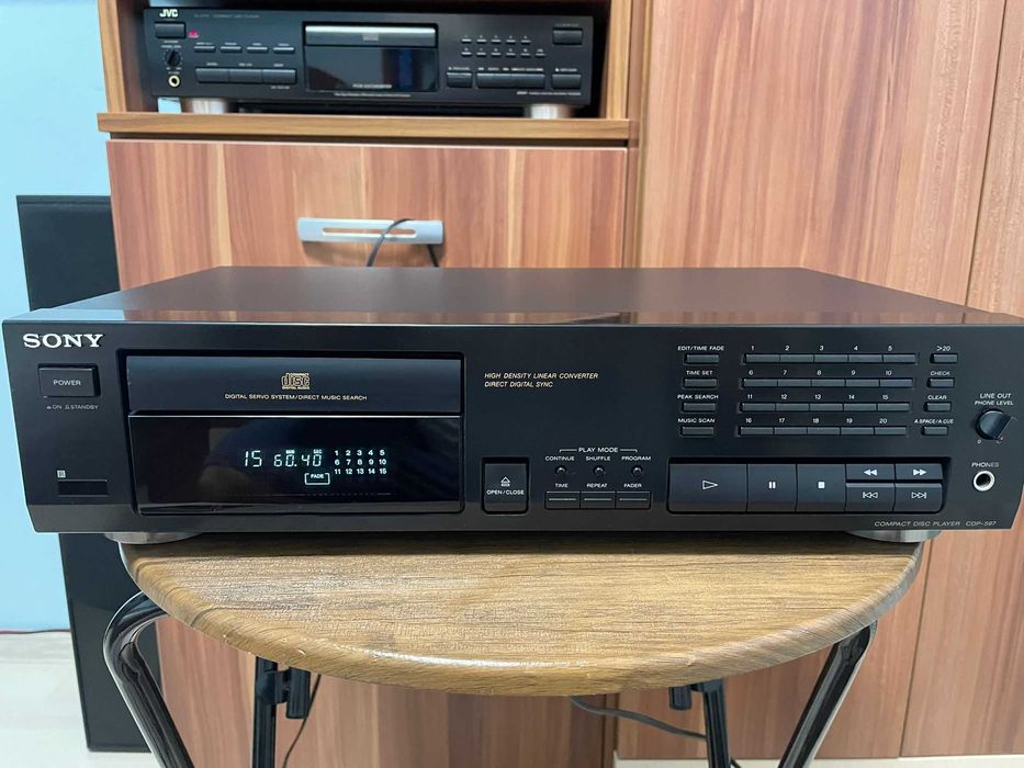 Sony CDP-597 Compact Disc Player
