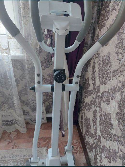 Элиптический тренажер