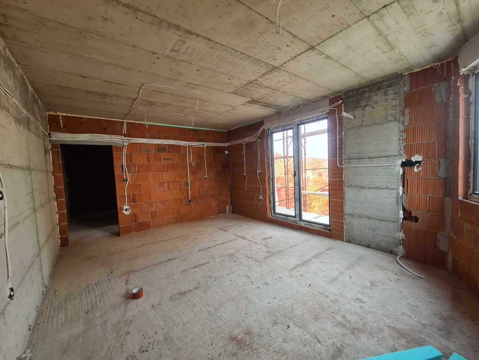 Продава се Двустаен апартамент в Хасково, Любен Каравелов - 72 кв.м за 1007 €/кв.м - Снимка #2