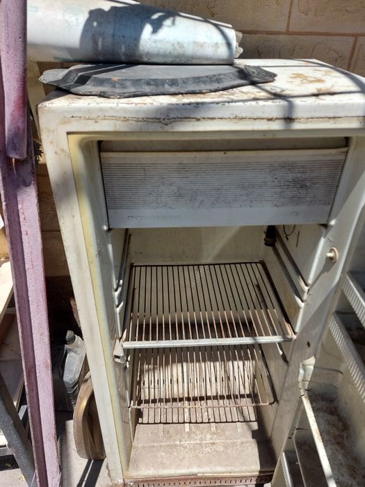 Холодильник в рабочем состоянии