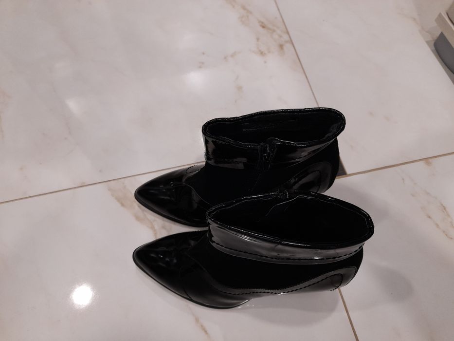 Намалям-Дамски боти естествен лак и велур номер 37