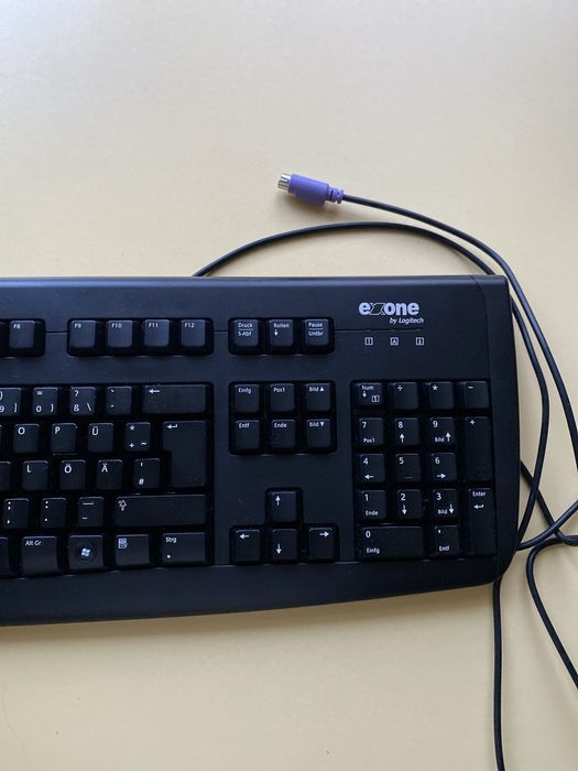 Vand tastaura logitech