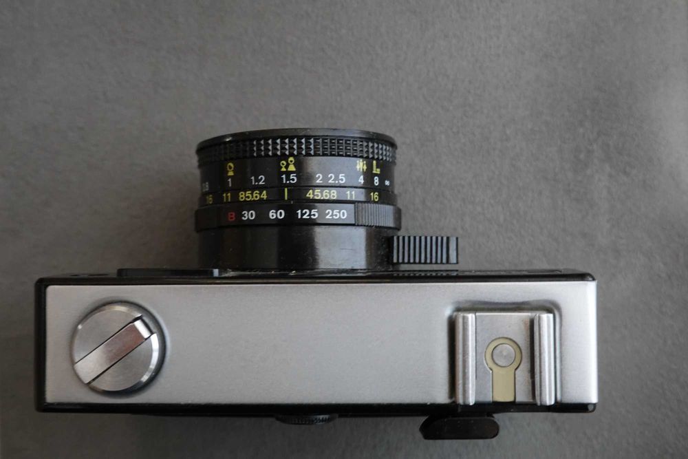 Фотоапарати Вилия и Kodak от 70-те години на ХХ век